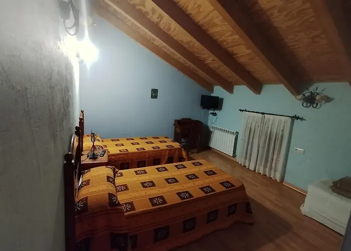 Los Quinones * Fuentes Calientes