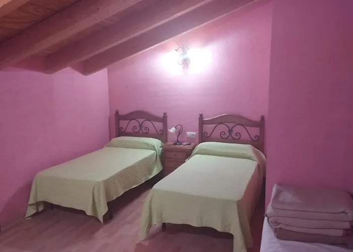 Los Quinones Konukevi *